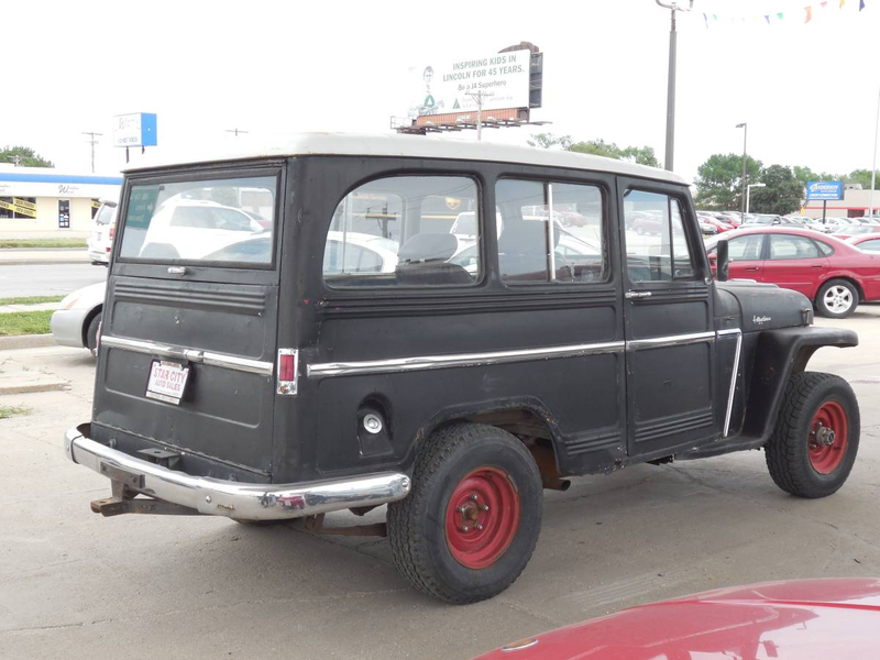 Illustration for article titled For $3,500, Would You Buy Jim’s 1962 Willys Jeep Station Wagon?